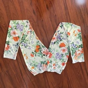 Love Culture Flower Leggings Size S